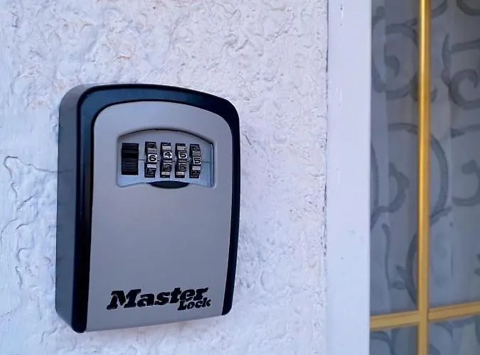 Mia's * カラマタ